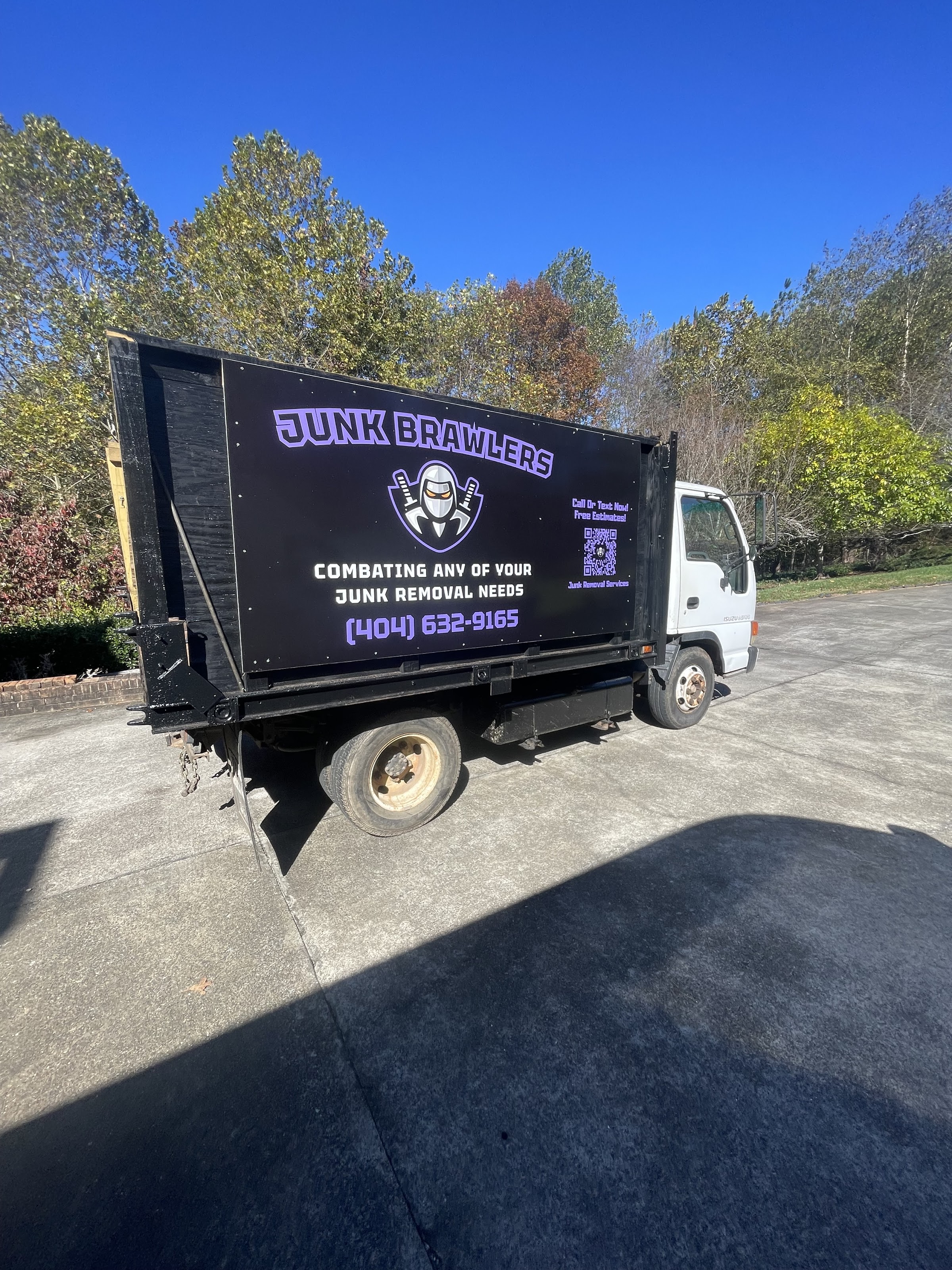 Junk Brawlers truck ready for junk pickup in North Georgia